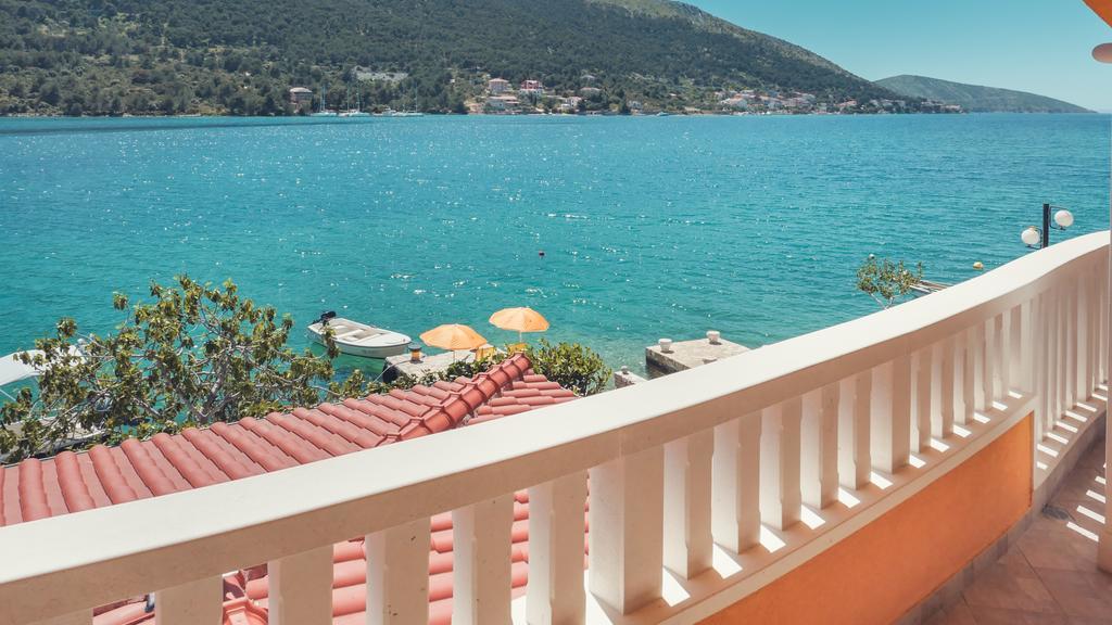 Vila More Grebaštica Eksteriør billede